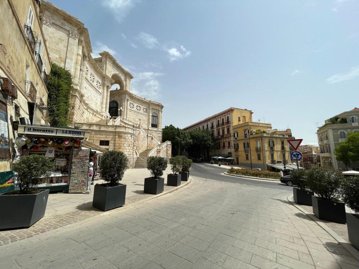 La Terrazza Sul Corso - Premium Apartment Cagliari Exterior foto